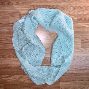 infinity scarf